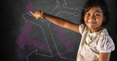  Getty/hadynyah, Rawpixel.com/Shutterstock.com