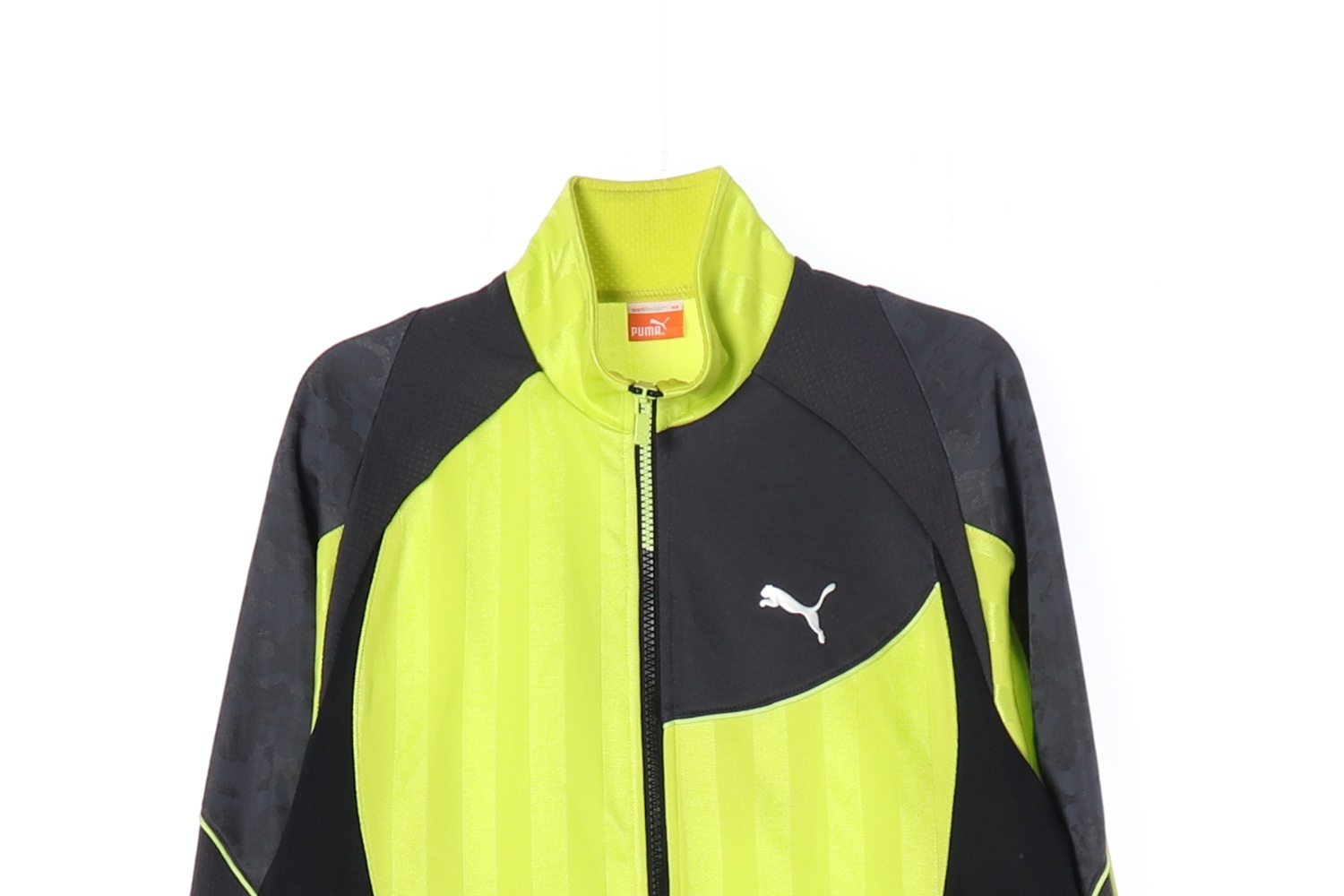 PUMA 퓨마 형광 그린 블랙 배색 집업 재킷 MAN-XS