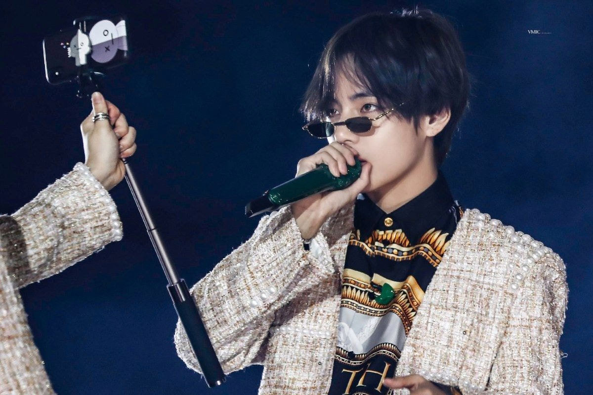 V BTS