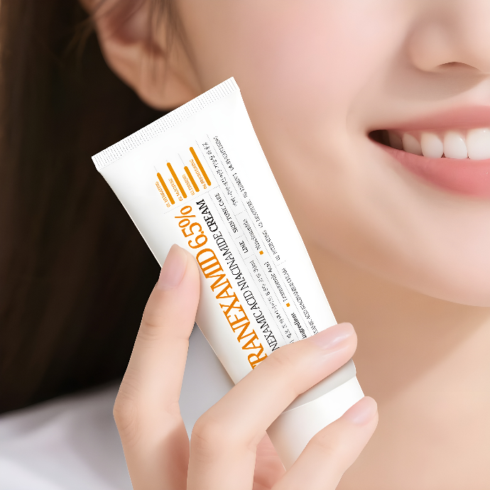 뽀얀 피부 톤업 체인저 트라넥사마이드 6.5% 크림