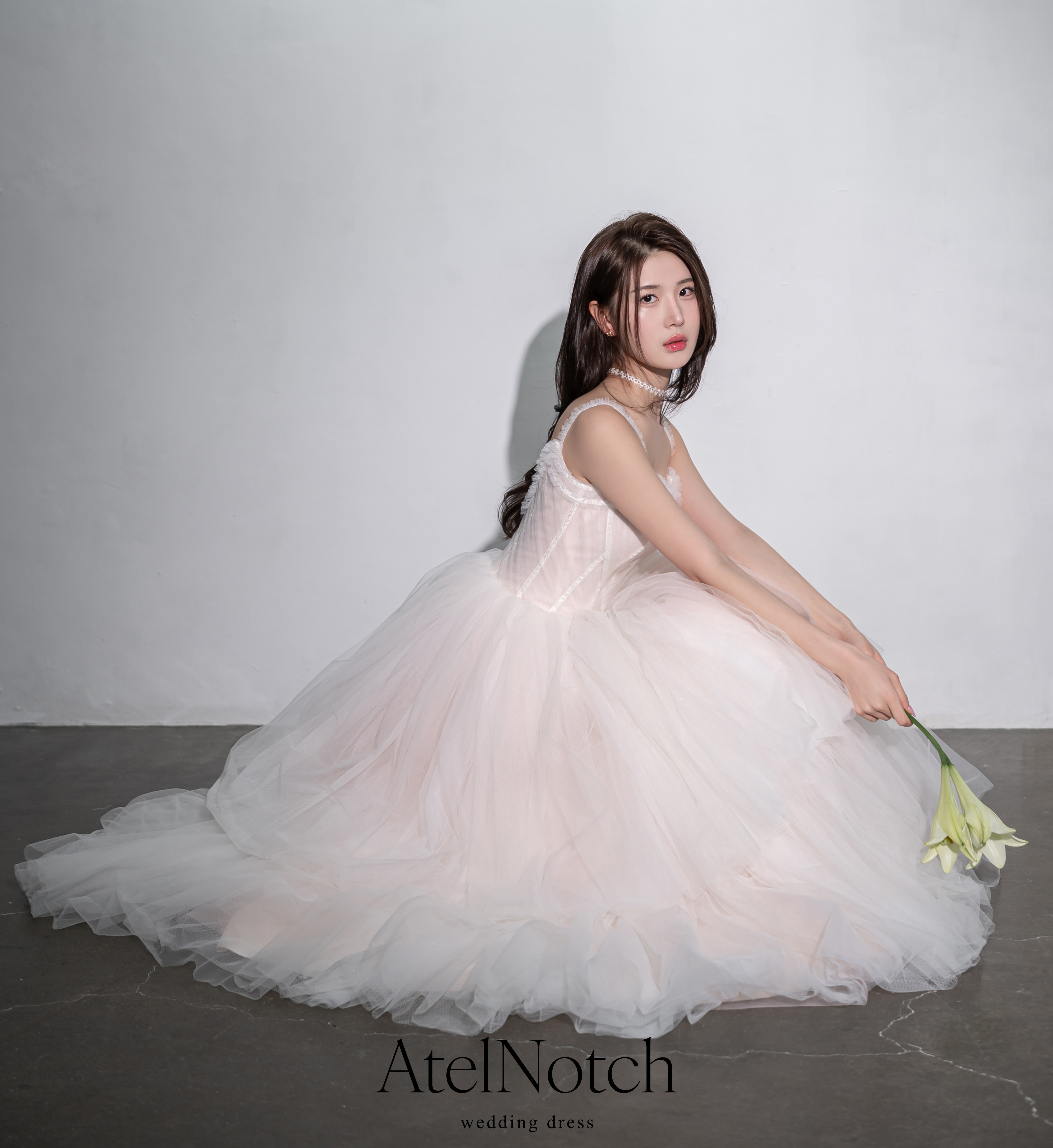 웨딩드레스샵 피팅 체험단 모집입니다.
직접 제작하는 디자이너브랜드입니다.
단순히 드레스를 입어보고 싶은 분들도 환영합니다.

