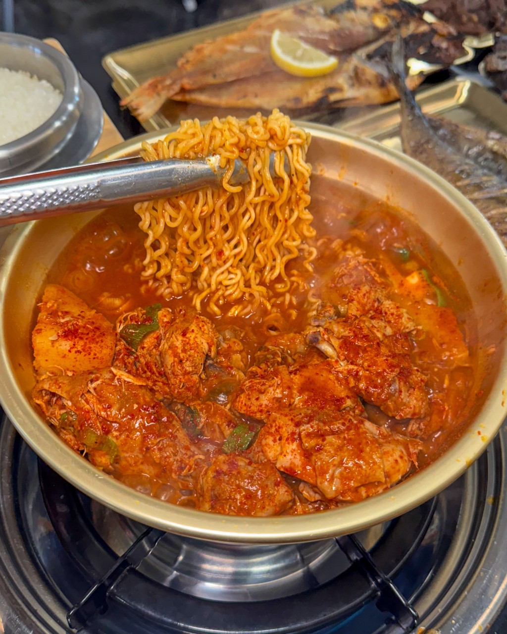 수유에서 오랫동안 자리를 지켜온 술집으로 편하게 한잔하기 좋은 곳 입니다.