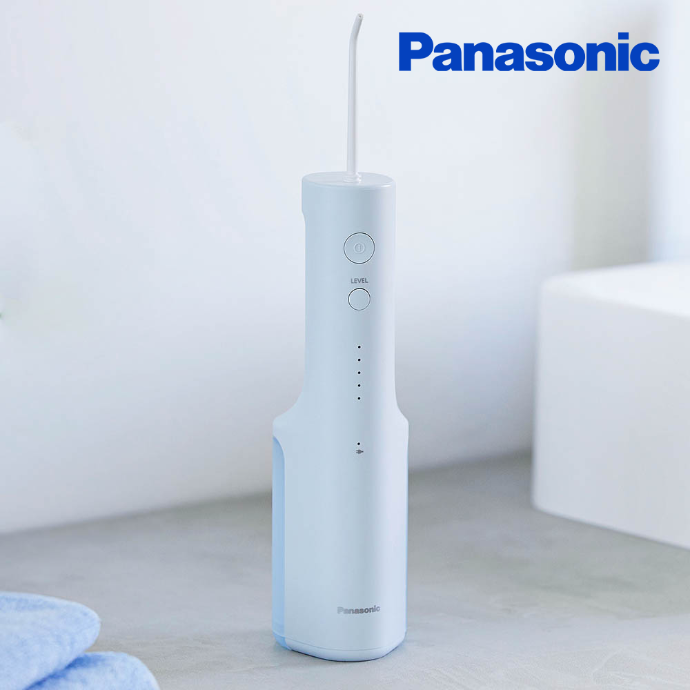 치아 사이사이까지 구강세정기로 상쾌하게